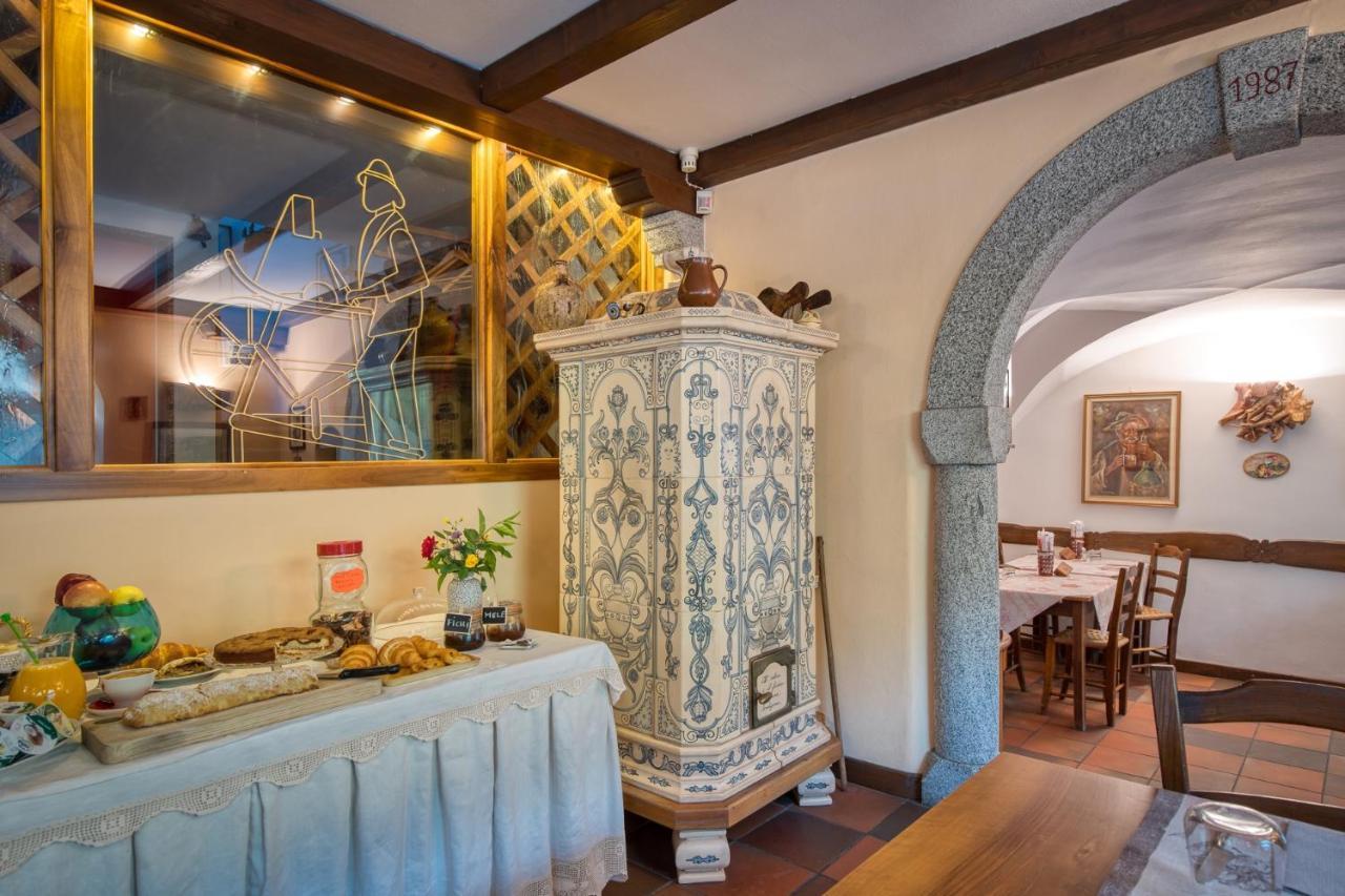 Albergo Moleta 2*
